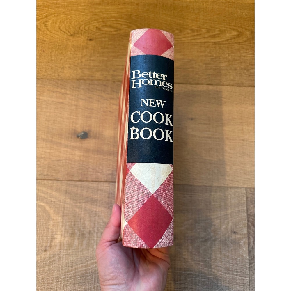 Vintage 1971 Better Homes and Gardens New Cook Book Red Gingham Binder 1968 Ed - Picture 5 of 6